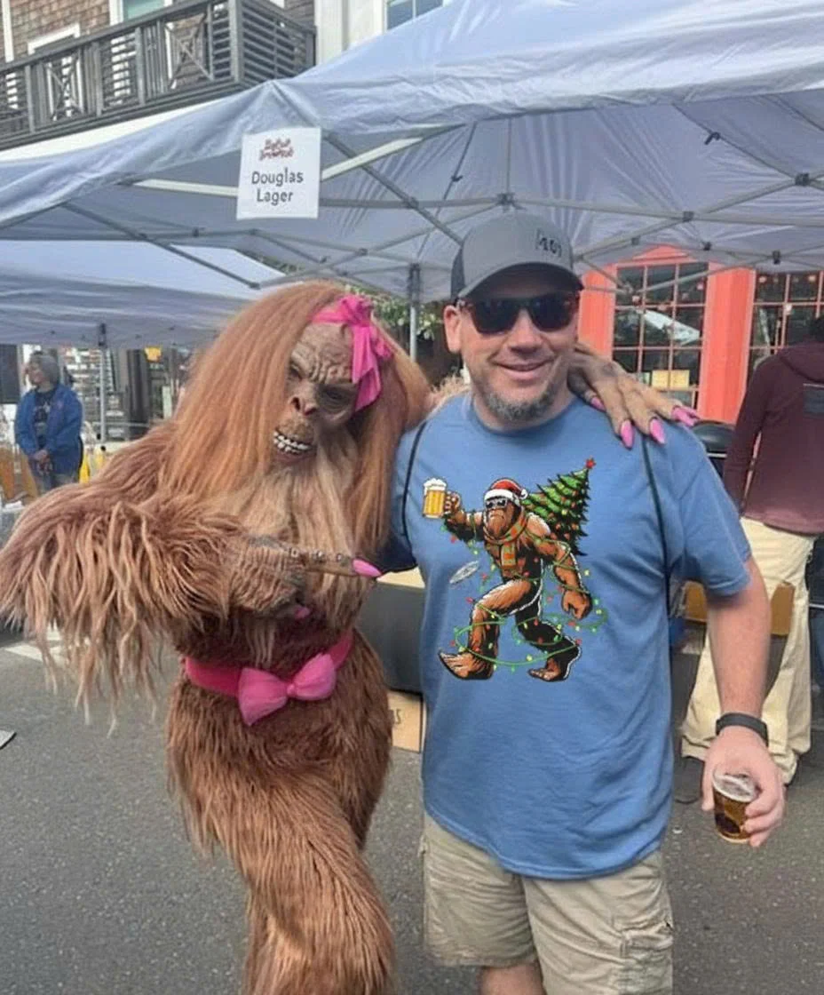 Christmas - Bigfoot Xmas 031225 photo review